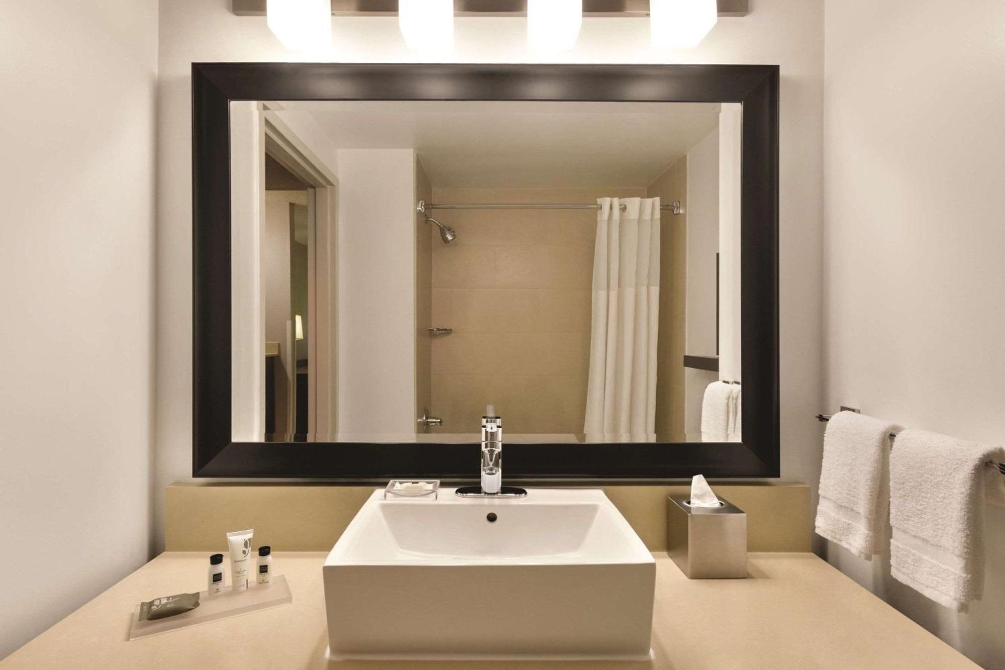 Country Inn & Suites By Radisson, Lawrenceville, Ga מראה חיצוני תמונה