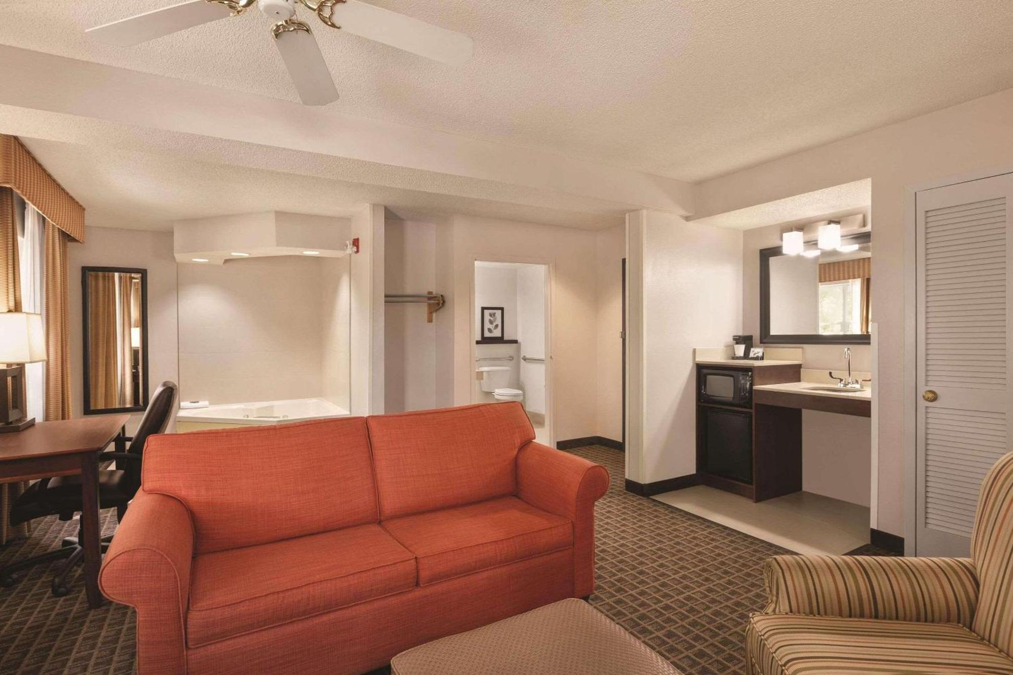 Country Inn & Suites By Radisson, Lawrenceville, Ga מראה חיצוני תמונה