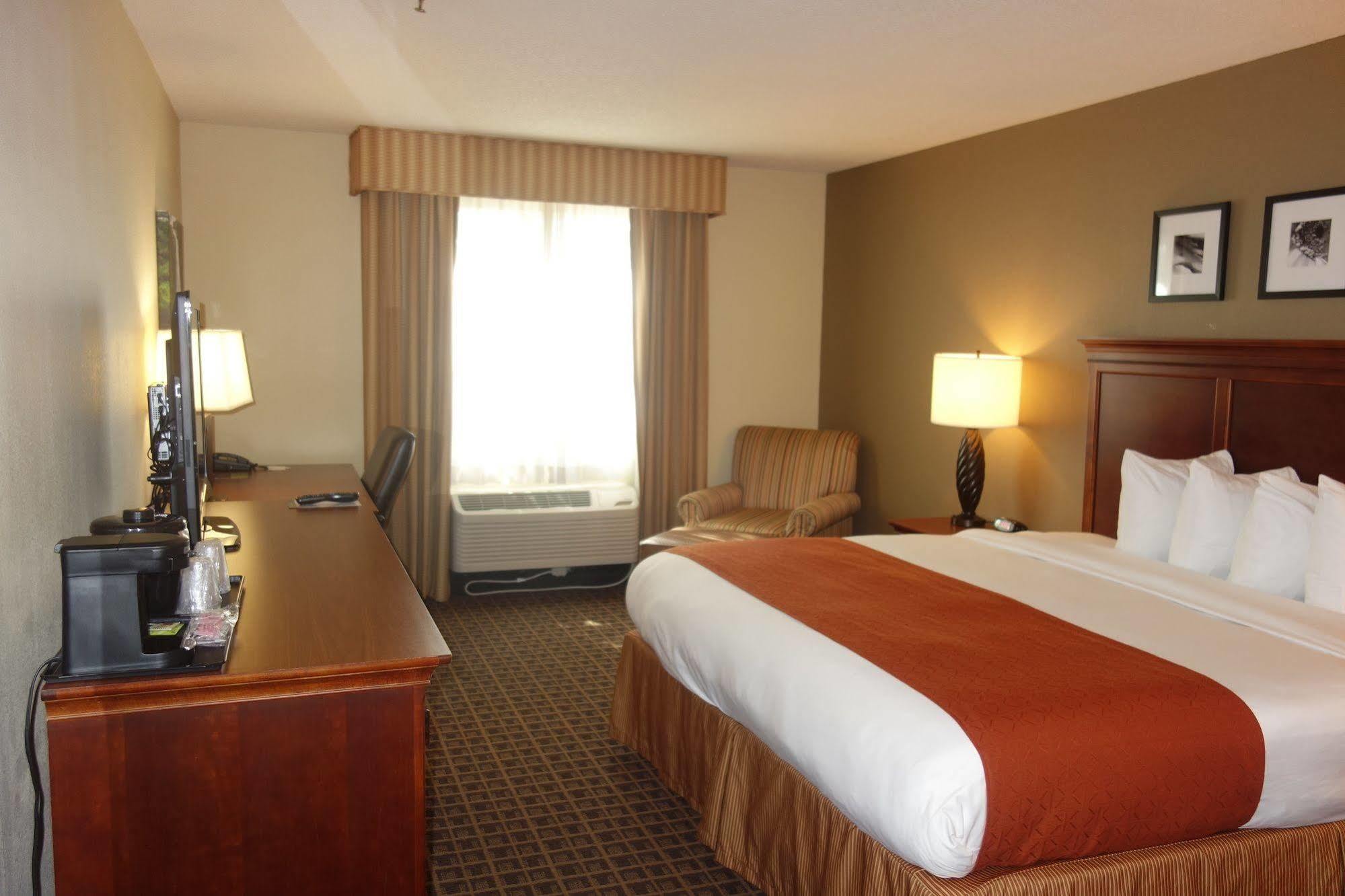 Country Inn & Suites By Radisson, Lawrenceville, Ga מראה חיצוני תמונה
